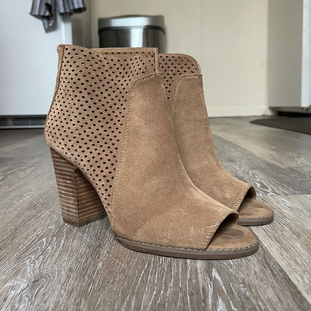 Lucky Brand ‘Lamia’ Genuine Suede Peep-Toe Ankle Boots